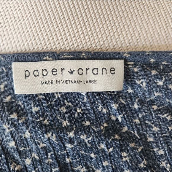 Paper crane smocked floral cop top - Picture 4 of 5